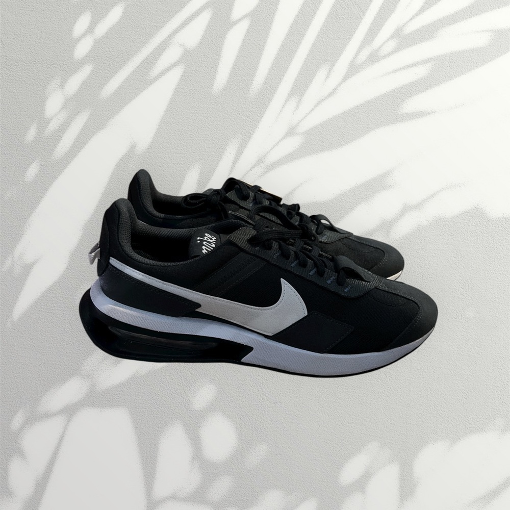 Nike Air Max Pre Day Sneakers - Picture 2 of 4